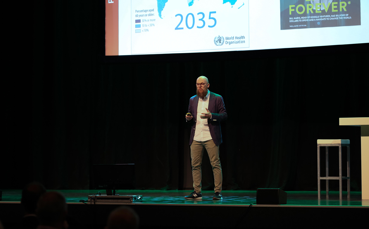 Stefan Junestrand at the Scene delivering the Keynote speech about "Blockchain for Smart Cities and Urban Green Infrastructure"